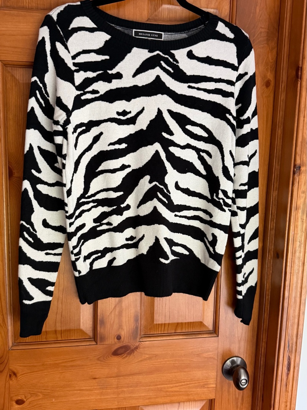 Melanie Lyne Black & White Zebra Print Sweater